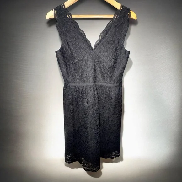 LOFT BLACK LACE DRESS SIZE 4 NWT - Picture 4 of 8